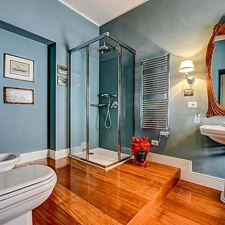 Relais Villino Rubini Bed & Breakfast Brunate
