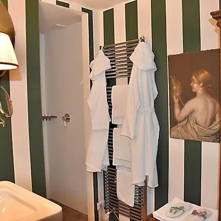 Bed & Breakfast Relais Villino Rubini 4*